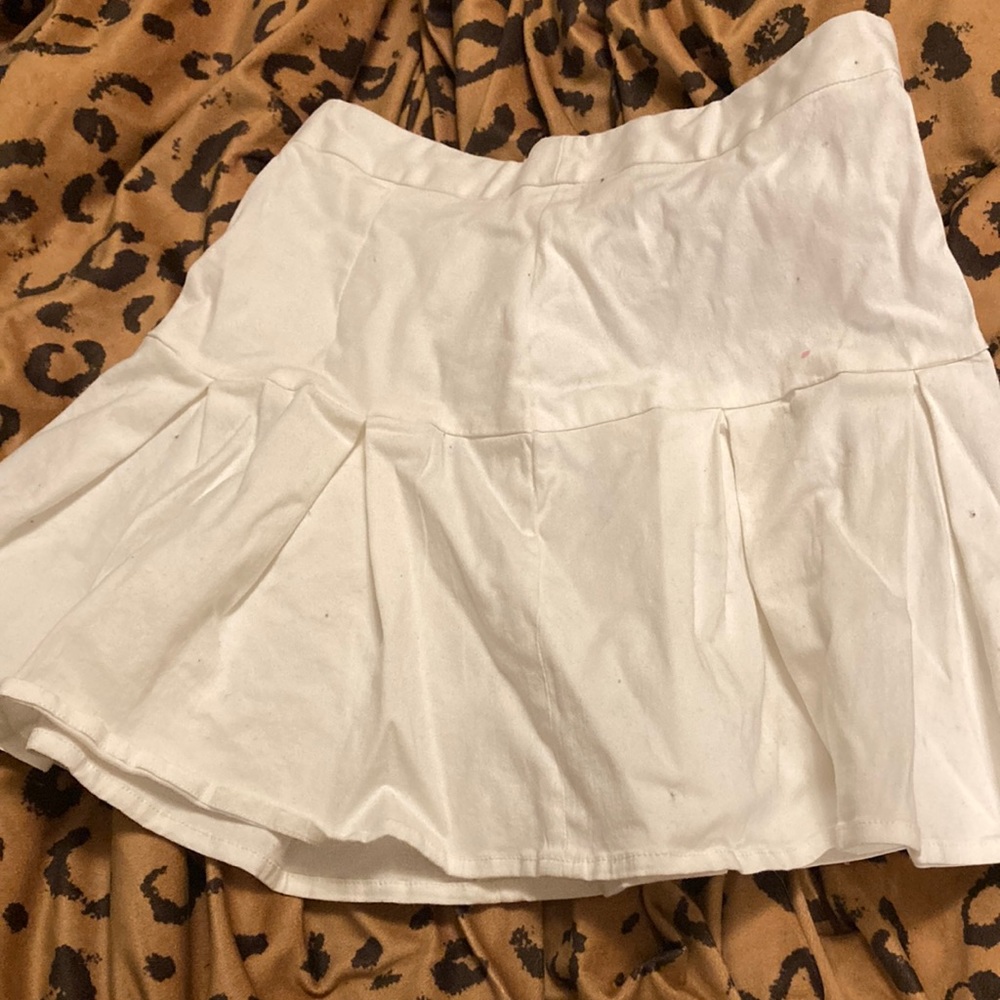 White tennis skirt